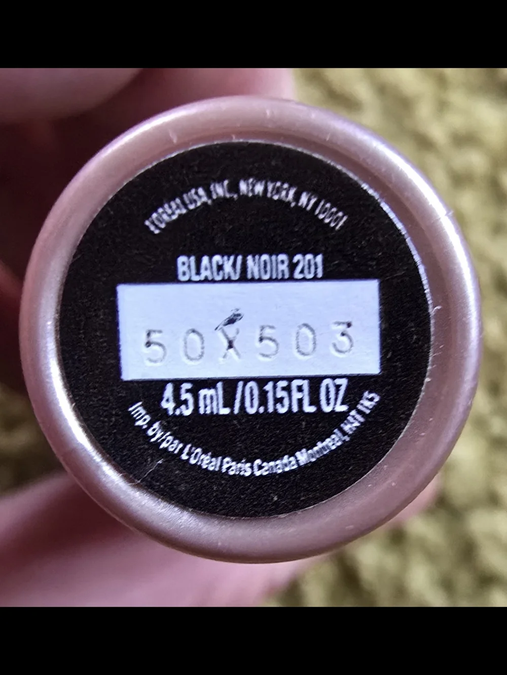 L'Oreal Pink Mascara Tube - Shimmery Rose Finish